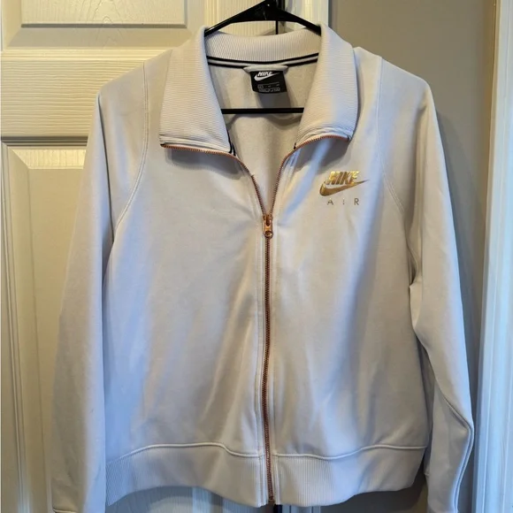 Women’s Nike Air White Zip-Up Jacket - Picture 2 of 9